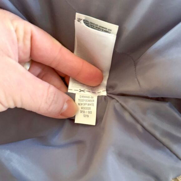 Banana Republic Teddy Bomber Jacket - Off White | Size M - Picture 9 of 9